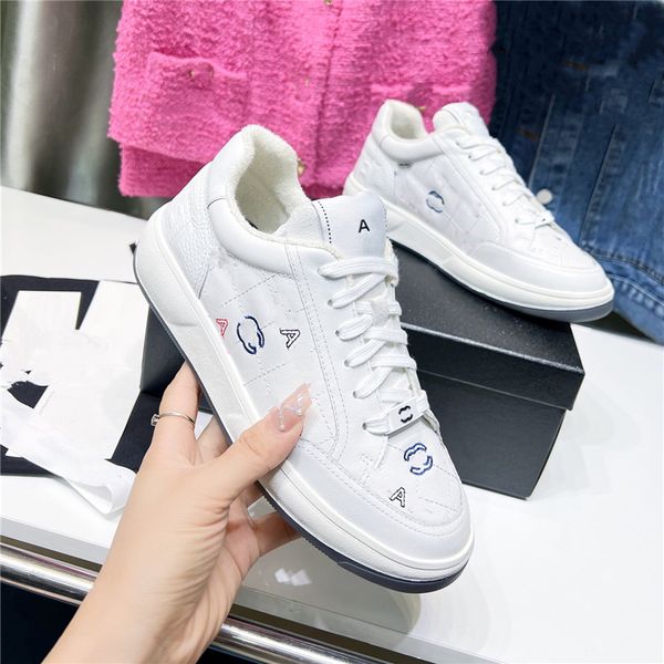 luxury design bowling shoes 2023 channel fashion couple leather canvas comfortable elegant student sports running shoes casual coaching shoe